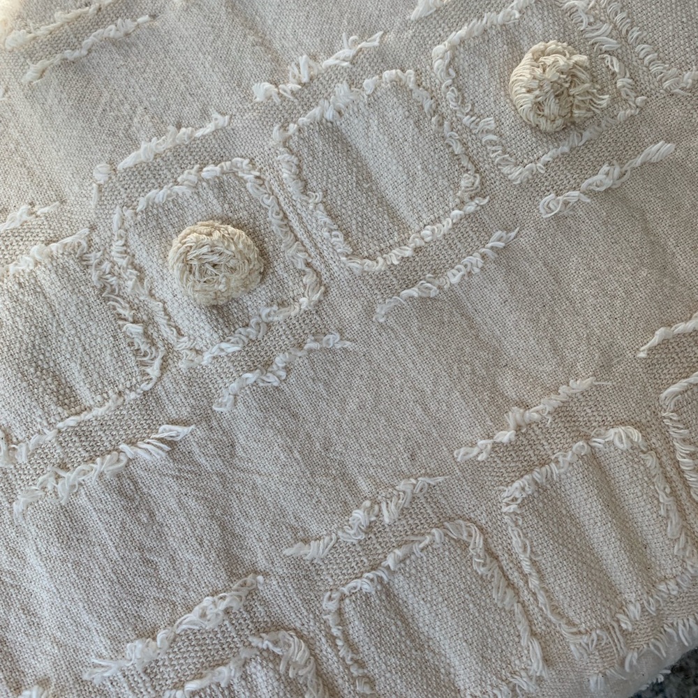 New Anthropologie Pommed Kimbra Quilt sz Queen - Picture 3 of 5